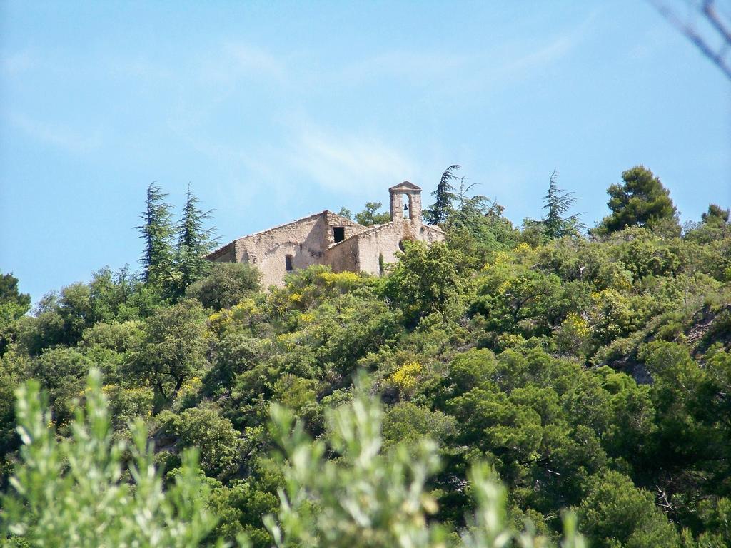 Logis De L'Etang Hotel Cucuron Buitenkant foto